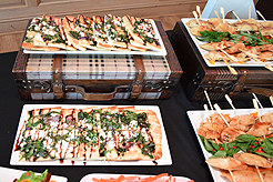 WELCOME TO THE WEDDING